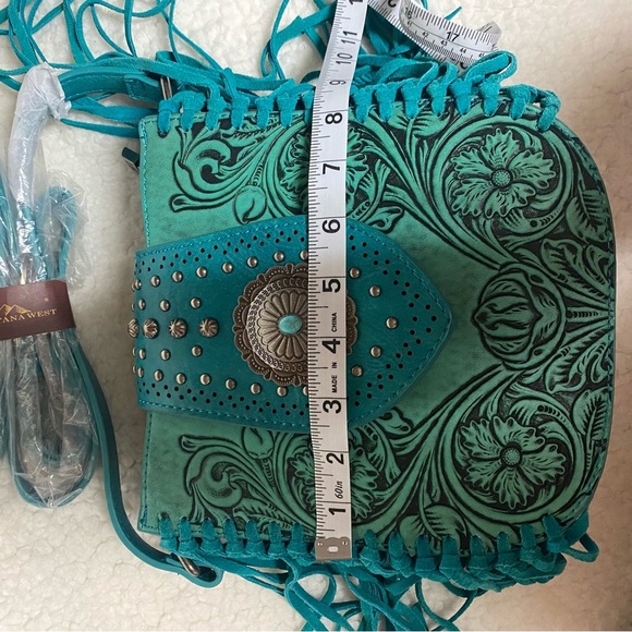 Montana West Turquoise Wrangler Cross Body Bag Concealed Carry Western Fringe - Picture 11 of 11